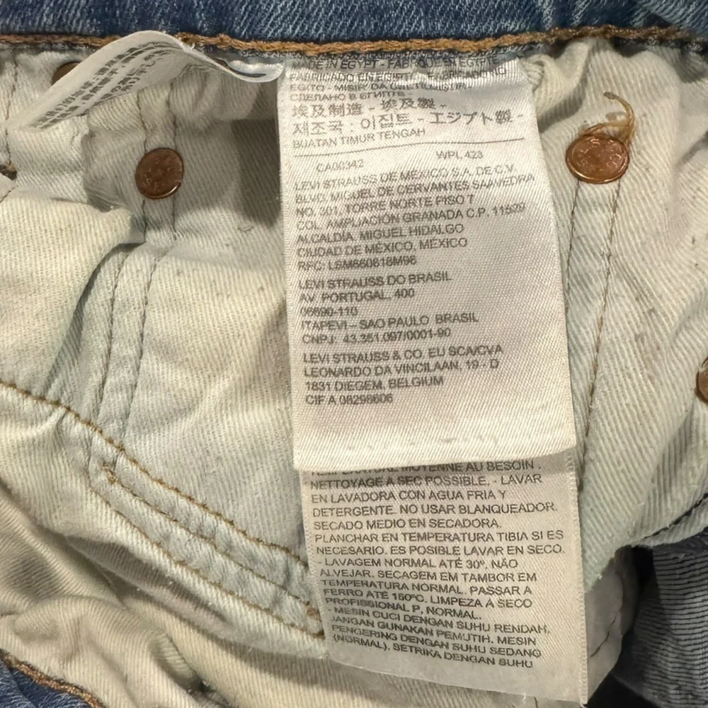 Levi's Men's Relaxed Fit Jeans in Light Blue Premium 510 Denim Sz 33/30 GUC Flaw